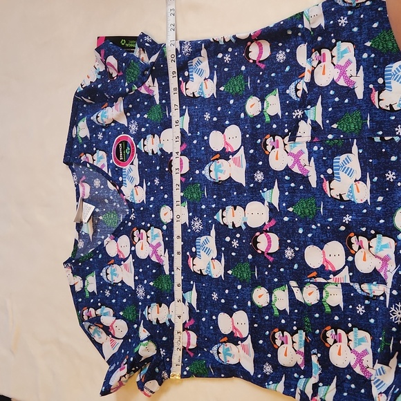 Holiday, Christmas,  Frosty, Snowman, Snowflake Workwear Nurse Scrubs (Set 3) - Picture 7 of 9
